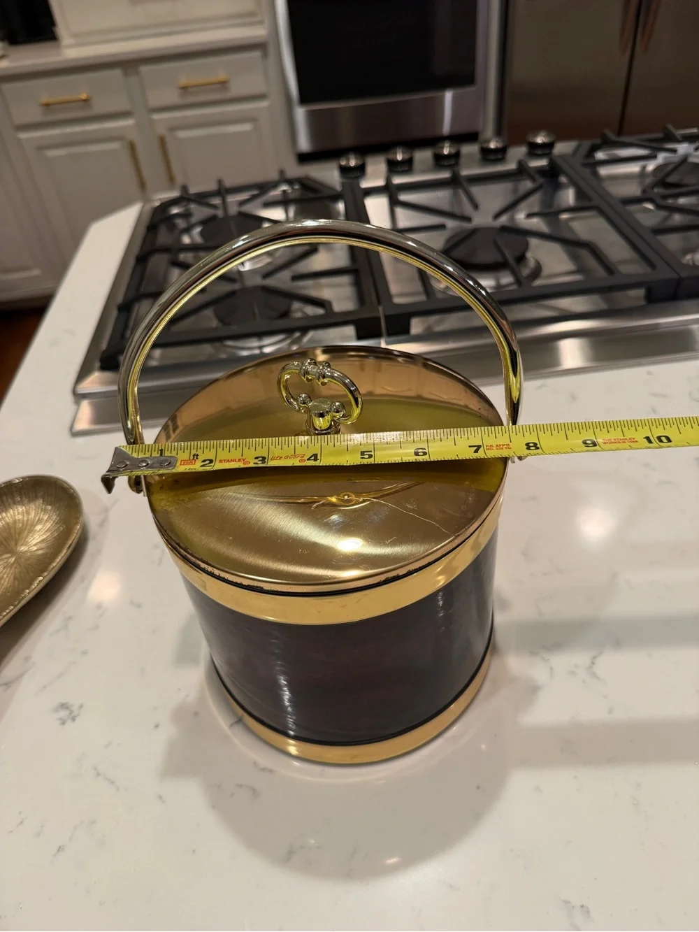 Kraftware Faux Wood Ice Bucket Gold Tone Lid Handle & Tongs Mid Century Barware